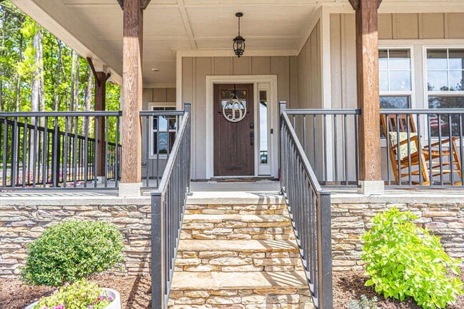 Foto del edificio - 156 Lakeview Dr