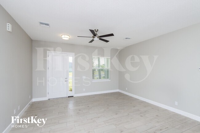 Foto del edificio - 991 Walden Blvd SE