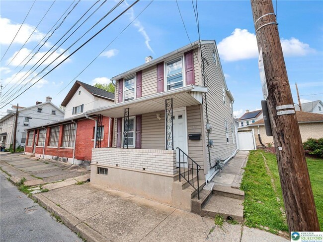 Foto del edificio - 115 2nd St