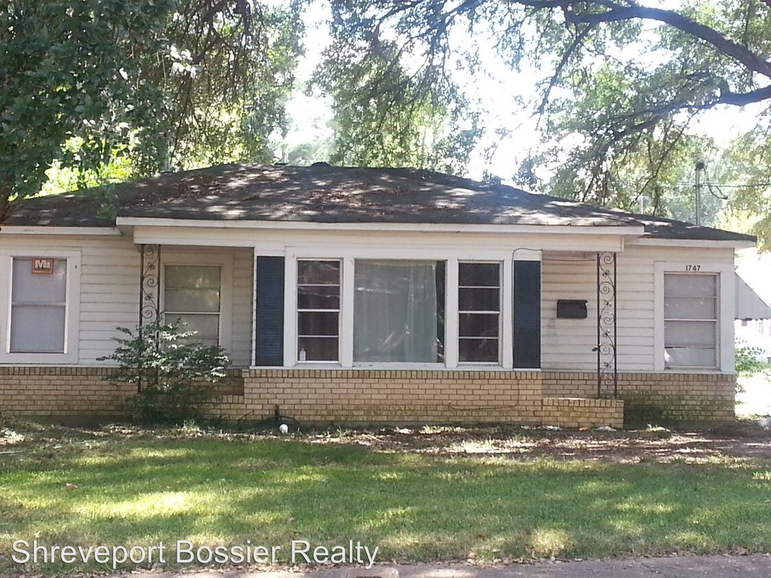 Primary Photo - 3 br, 1 bath House - 1747 Fulton St