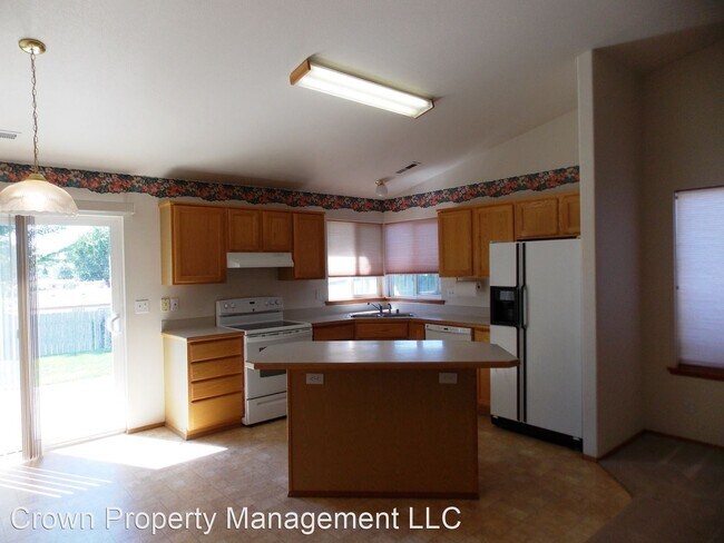 Foto del edificio - 3 br, 2 bath House - 8813 W Bonnie Ave