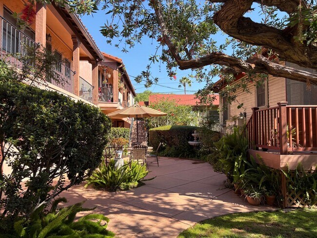 Foto del edificio - Rare Studio in Wonderful Area with Unique,...