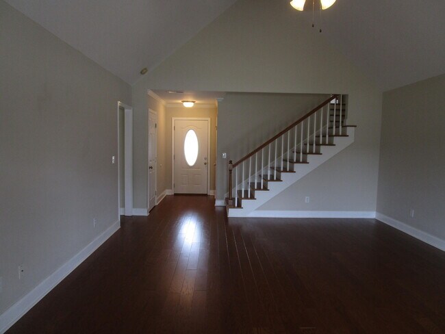Building Photo - 6620 J J Roberts Dr