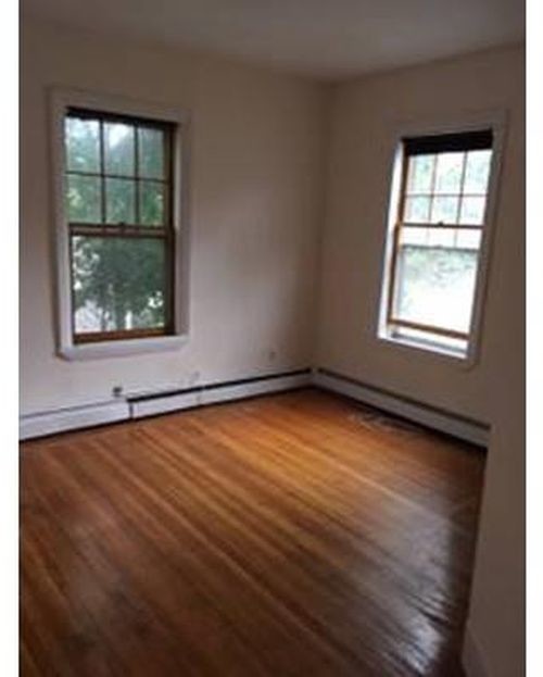 Building Photo - 10 Westerly St