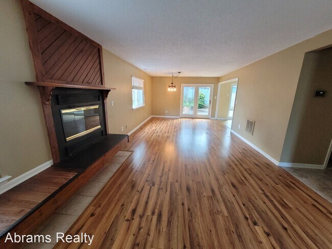 Building Photo - 3 br, 2.5 bath House - 3501 Davies Court