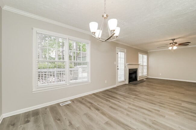 Building Photo - 1769 Bertram Ln SW