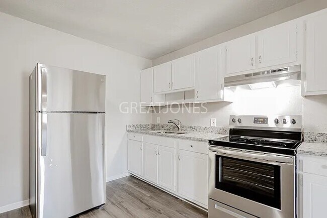 Foto del edificio - 6 Hitching Post Ct