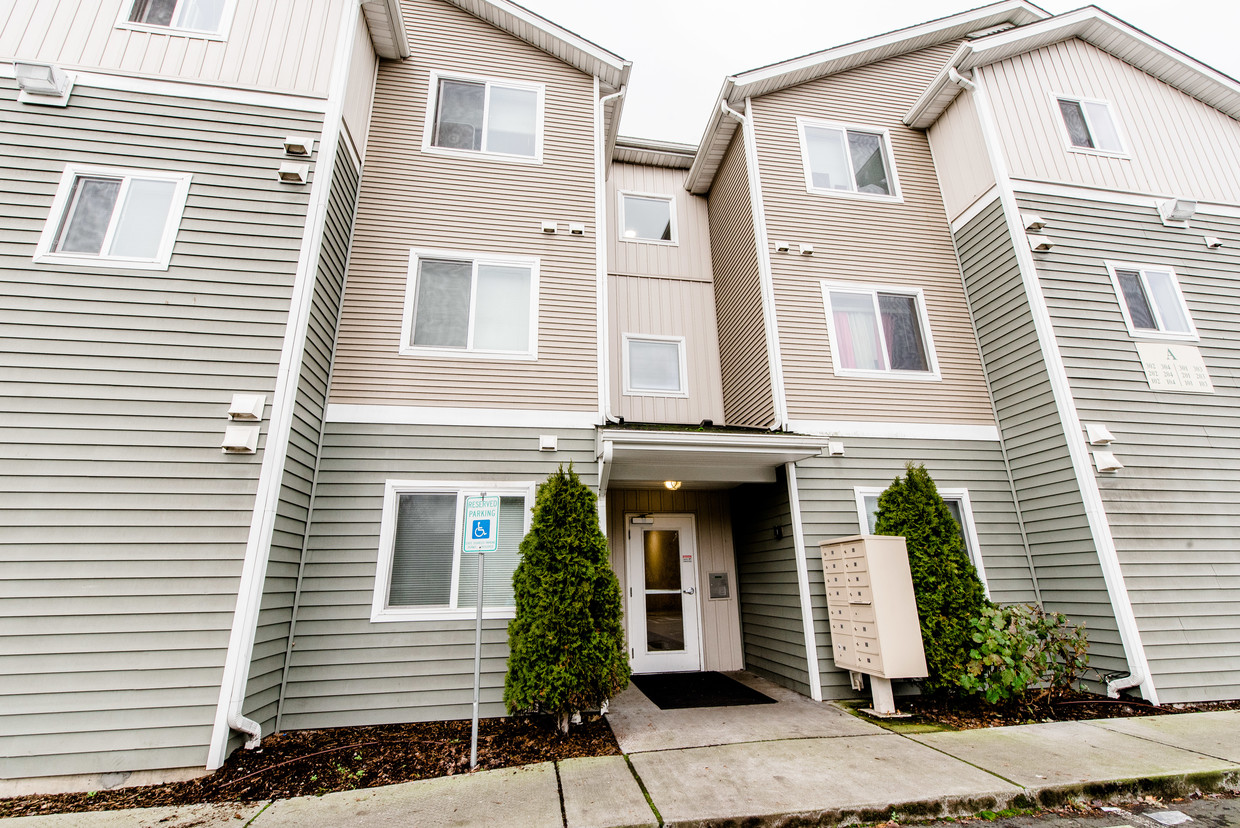 centerwood-apartments-apartments-in-seattle-wa-apartments