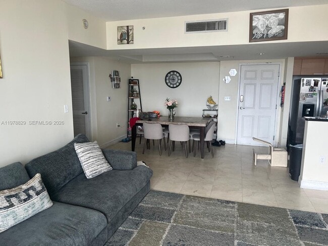 Building Photo - 140 S Dixie Hwy