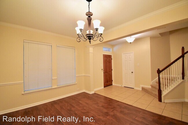 Building Photo - 5 br, 3 bath House - 236 COMANCHE TRAIL