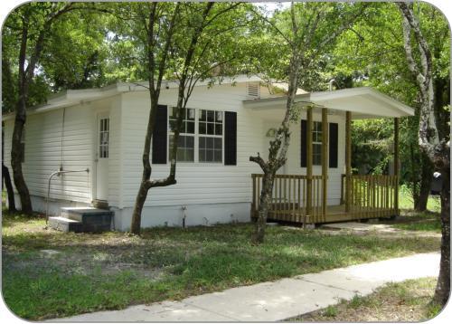 Foto principal - 1138 E 19th St