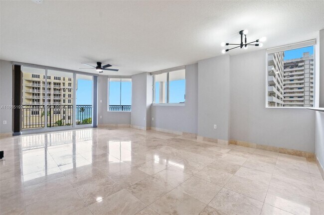 Foto del edificio - 2001 N Ocean Blvd