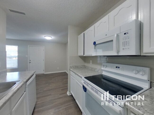 Foto del edificio - 1256 Odell Ln