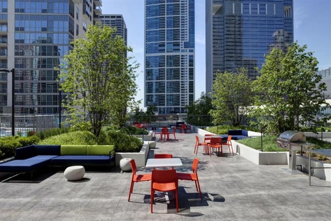 Building Photo - 336 E Wacker Dr