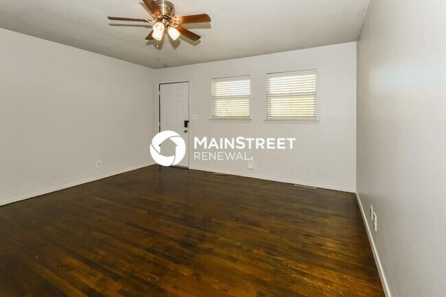 Building Photo - 3 Bedroom Pet-Friendly Home in INDEPENDENC...