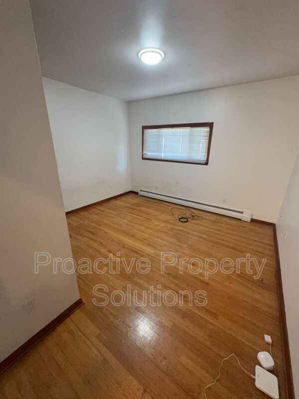 Building Photo - 1413 Prospect Ave