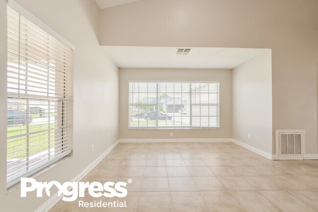 Foto del edificio - 13025 Phoenix Woods Ln