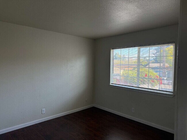 Foto del edificio - West San Jose Apartment