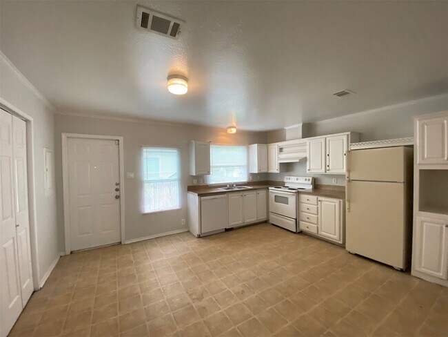 Foto del edificio - 11734 Greensbrook Forest Dr