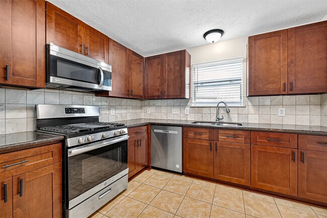 Foto del edificio - 4031 Clayton Bend Ct