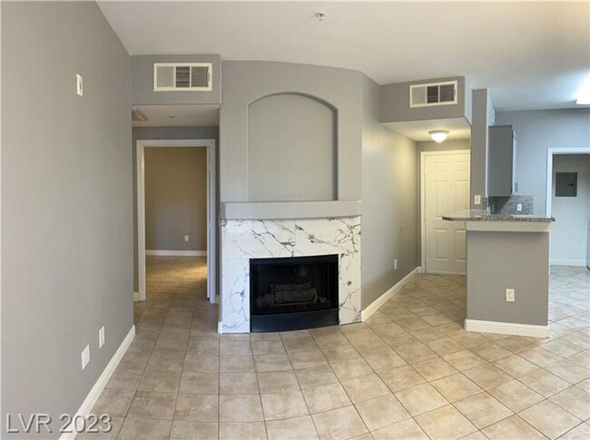 Foto del edificio - 2 bed&2 bath&1 car garage for rent $1650