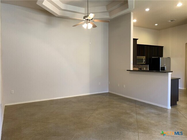 Foto del edificio - 235 Anne Louise Dr