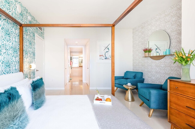 Building Photo - 485 Brickell Ave