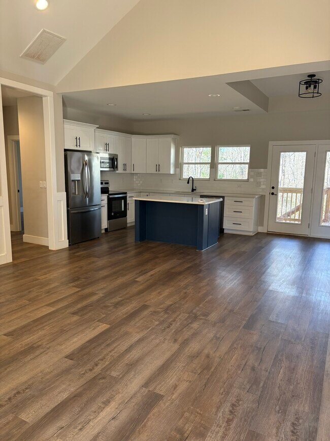 Foto del edificio - 208 Anchor Rd