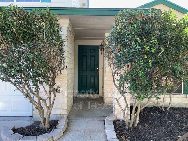 Building Photo - 1511 Thibodeaux Dr