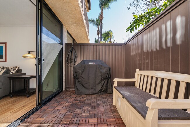 Private Patio with BBQ - 1714 Federal Ave
