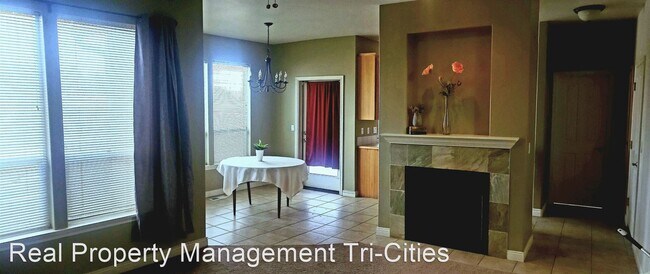 Building Photo - 3 br, 2.5 bath House - 3800 W 19th Ct.