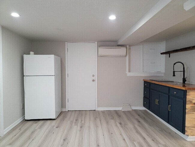 Foto del edificio - 2124 7th St