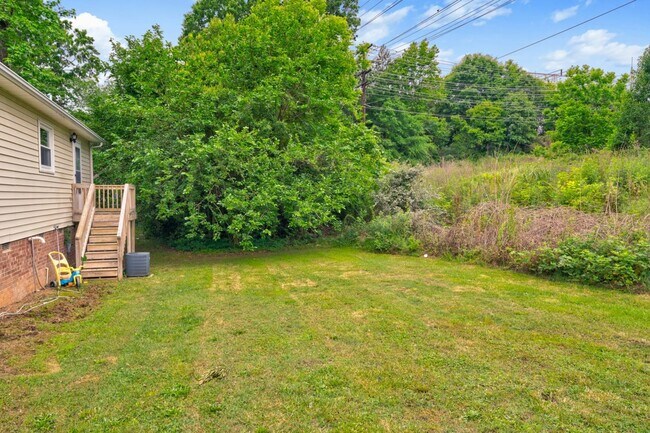 Foto del edificio - 2408 Shirley St