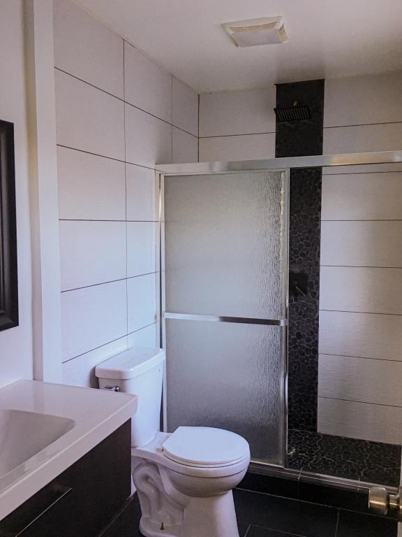 Building Photo - 3553 Cranmer Mews