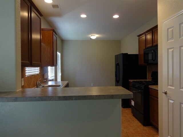 Building Photo - 1714 Chestnut Glen Ct