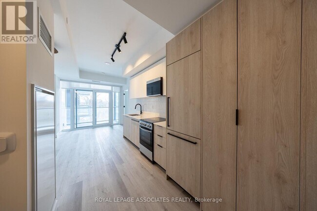 Building Photo - 1635 Military Trail