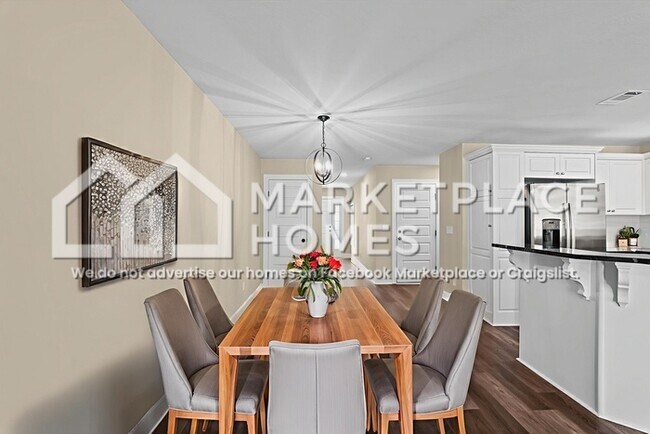 Foto del edificio - 712 Chatsworth Wy