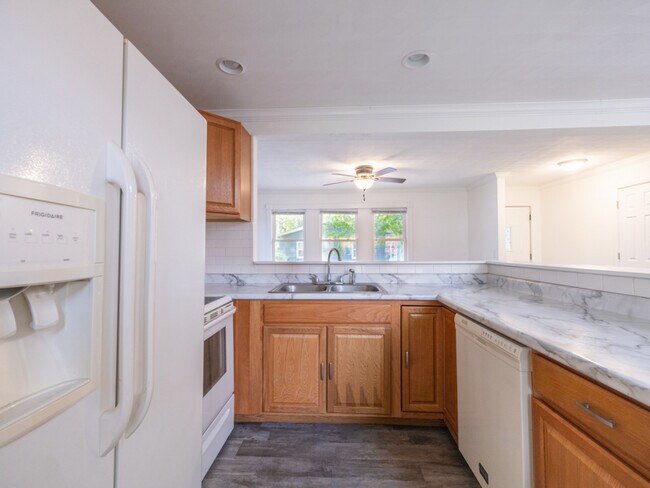 Foto del edificio - 211 Sharen St