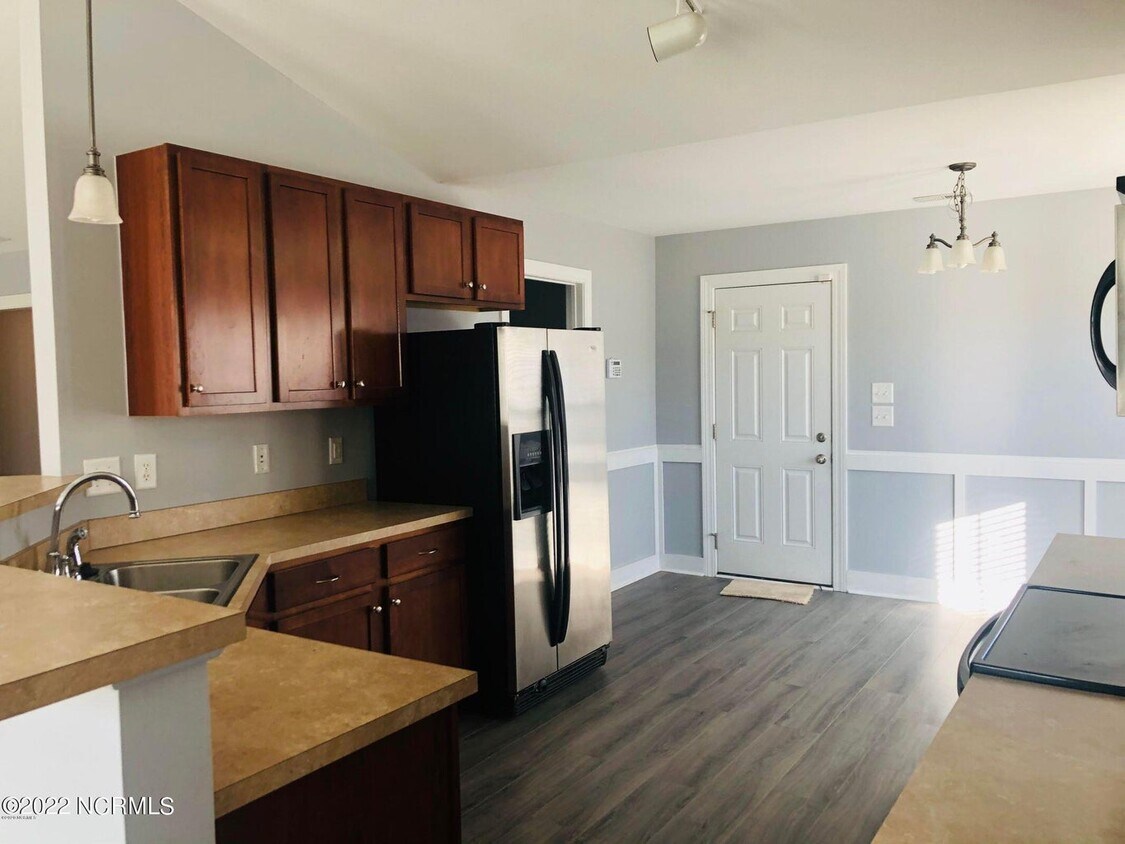 Building Photo - 3009 Noah Ct