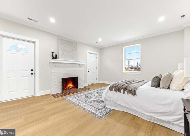 Foto del edificio - 3300 Liberty Heights Ave
