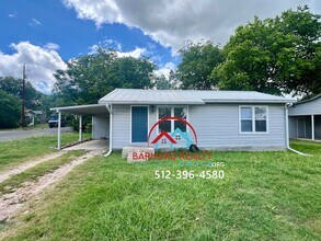 Building Photo - 208 Mill St