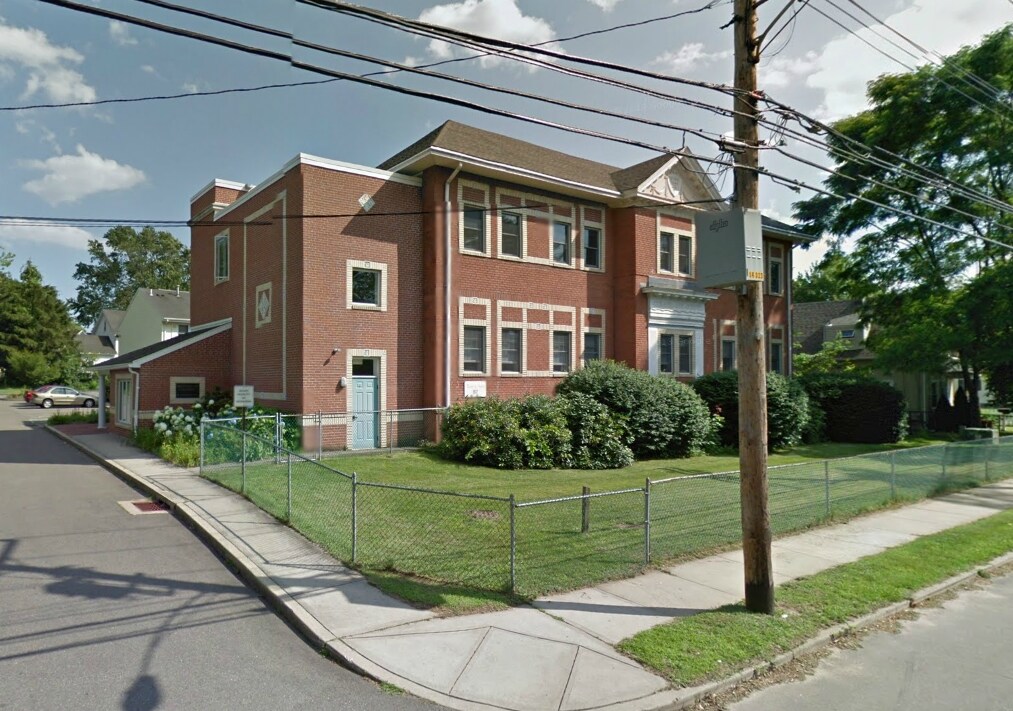 Primary Photo - 87 Gerrish Ave