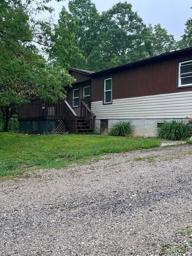 Building Photo - 1499 Merrimac Rd