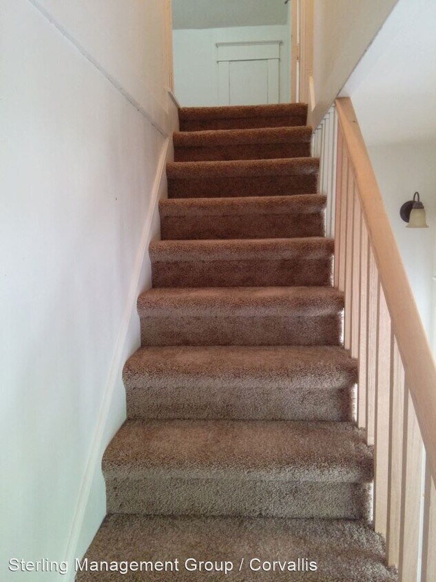 Foto principal - 4 br, 2 bath House - 216 NW 15th St.