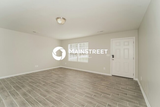 Building Photo - 3 Bedroom Pet-Friendly Home in CONCORD, NC with Main Street Renewal