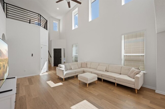 Foto del edificio - 185 Jackman Dr