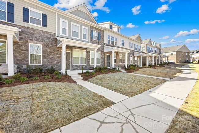 Building Photo - 7832 Nelson Rd