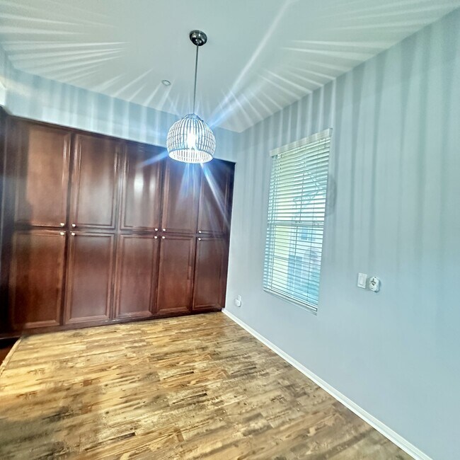 Foto del edificio - 2649 Villas Way