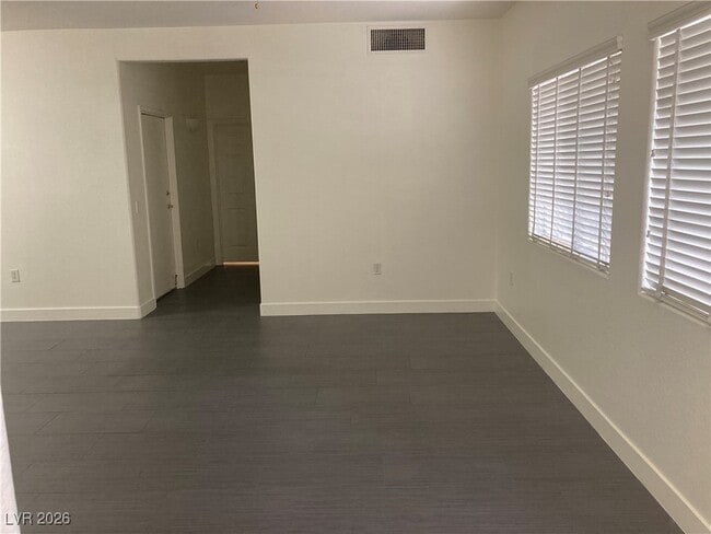 Foto del edificio - 2001 Quartz Cliff St