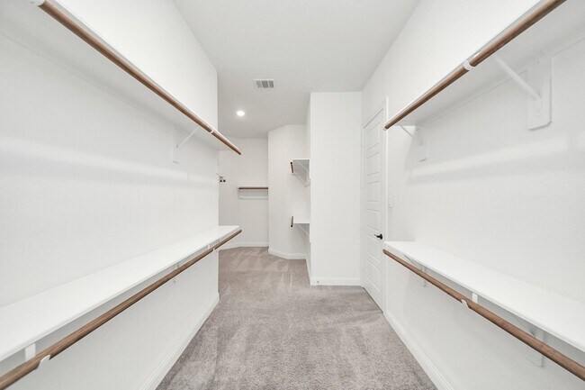 Foto del edificio - 1831 Golden Cape Dr